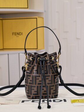 Fendi Mon Tresor mini leatherbag